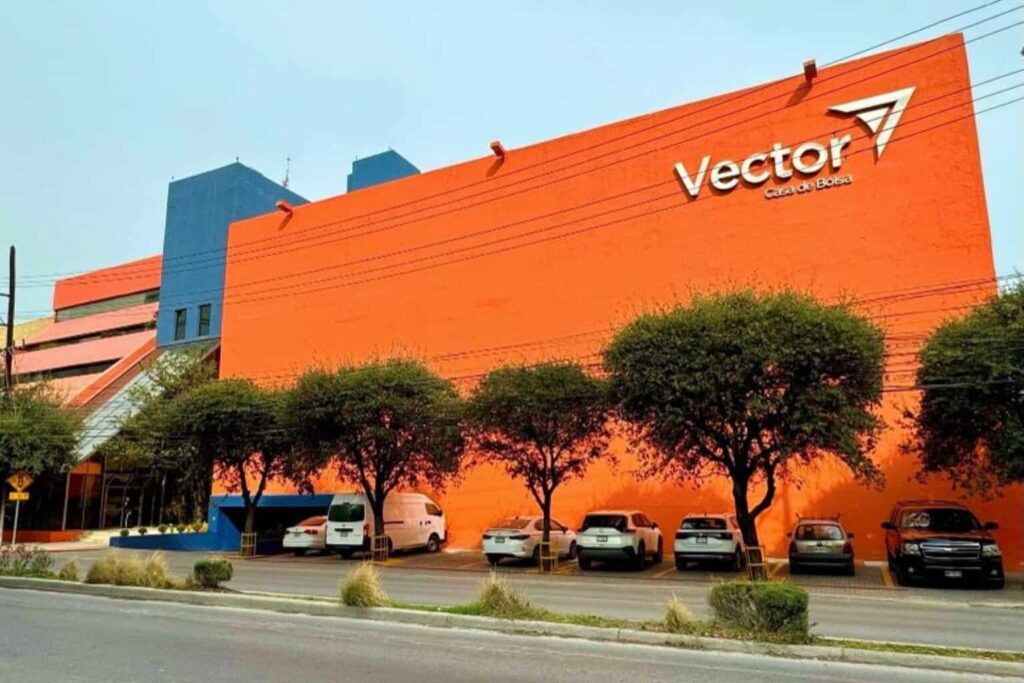 Hacienda aclara intervención en CI Banco, Intercam y Vector; «sistema financiero mexicano es sólido», asegura