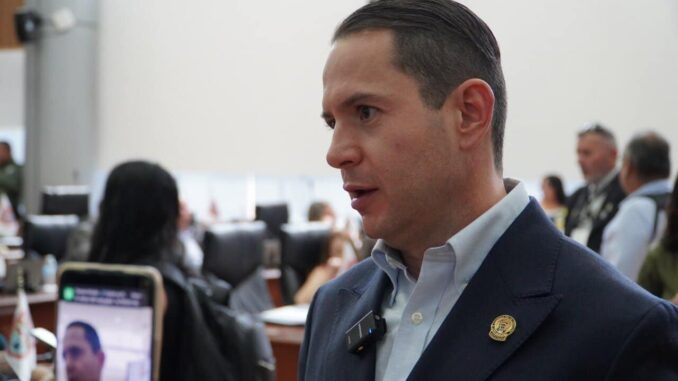 diputado-jose-luis-villalobos-garcia-respalda-rechazo-del-pri-a-reformas-autoritarias-impulsadas-por-morena.jpeg Diputado José Luis Villalobos García respalda rechazo del PRI a reformas autoritarias impulsadas por Morena