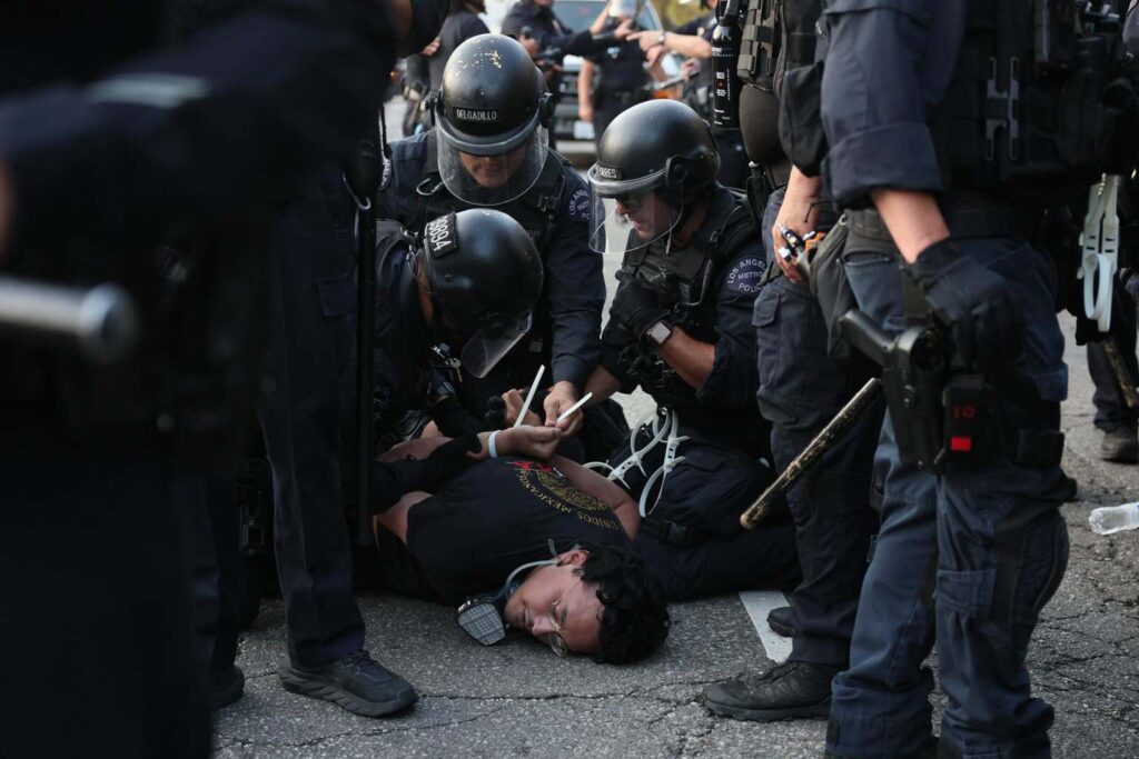 Casi siete de cada diez migrantes detenidos en Los Ángeles no tiene antecedentes penales