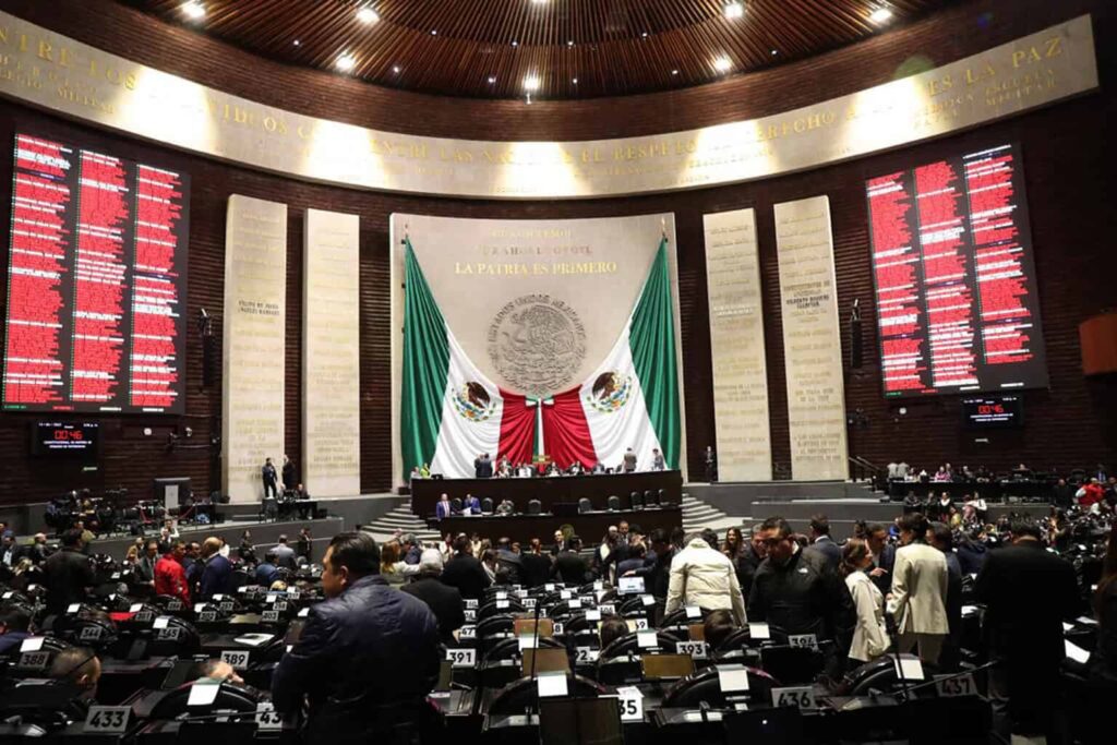 Diputados avalan reforma a la Ley de Población; CURP incluirá datos biométricos y geolocalización