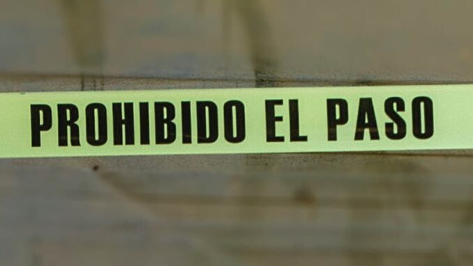 emboscan-a-policias-de-buenavista-michoacan-un-civil-murio.jpg Emboscan a policías de Buenavista, Michoacán; un civil murió
