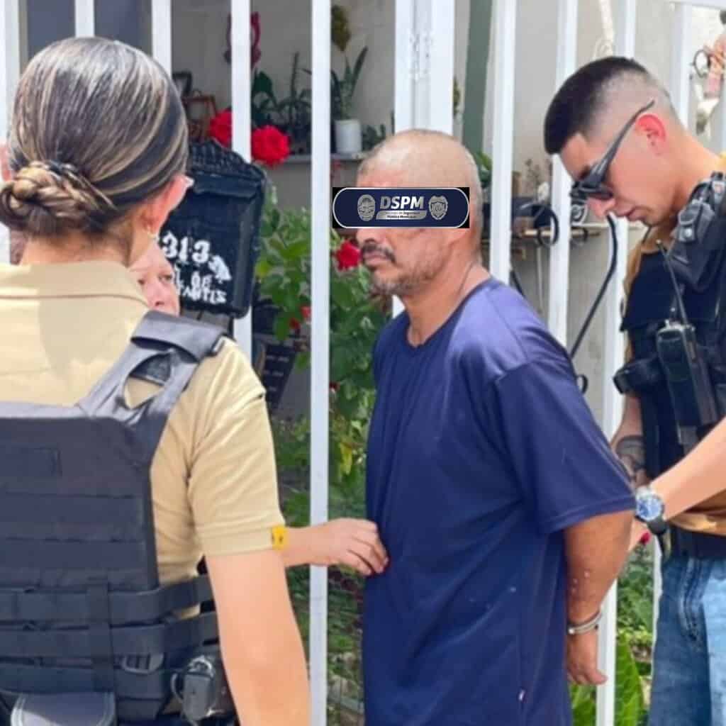 Policías Municipales detienen a un hombre por maltrato animal en Jardines de San Agustín