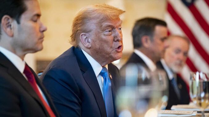 eeuu-enviara-mas-armas-a-ucrania-para-que-pueda-defenderse-trump.jpg EE.UU. enviará más armas a Ucrania ‘para que pueda defenderse’: Trump