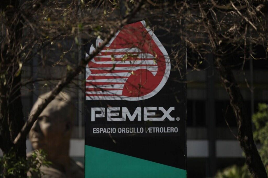 Deuda de Pemex con proveedores peligra operación de mipymes, advierte Coparmex