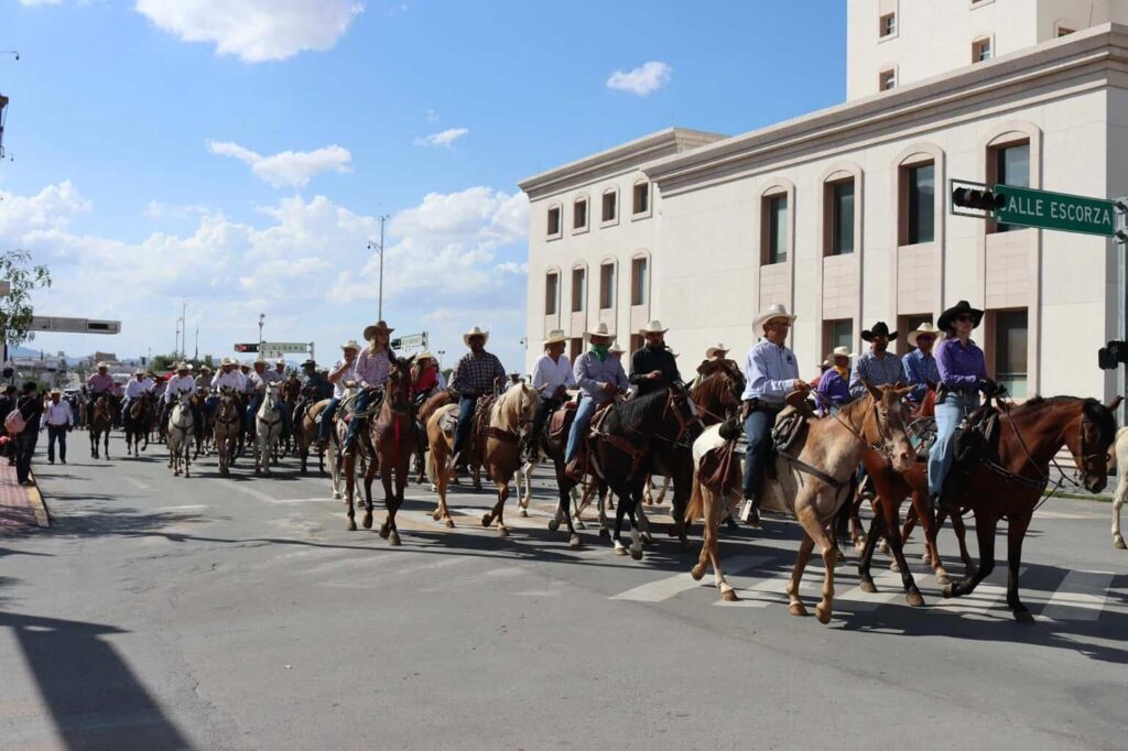Llega la Gran Cabalgata Villista 2025 a Chihuahua capital