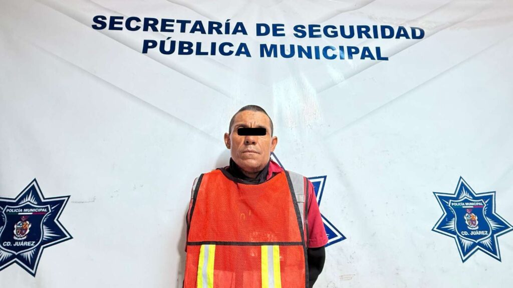 Lo detienen por ocasionar daños a cámara de emergencia