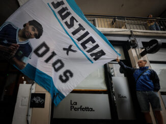 Conforman nuevo tribunal para juicio por muerte de Maradona tras baja de un juez