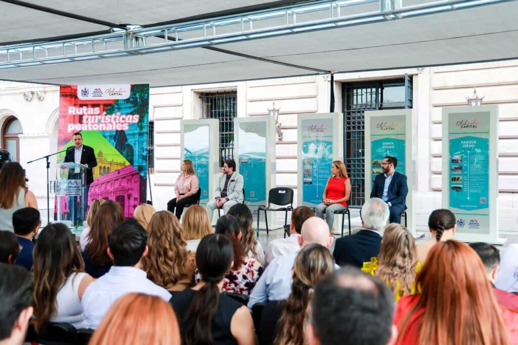 Presenta alcalde Bonilla tótems con información turística que instalarán en puntos de interés del Centro Histórico