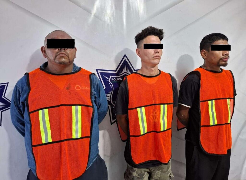 Arrestan a tres en posesión de cristal, se les acusa de robar una ferretería