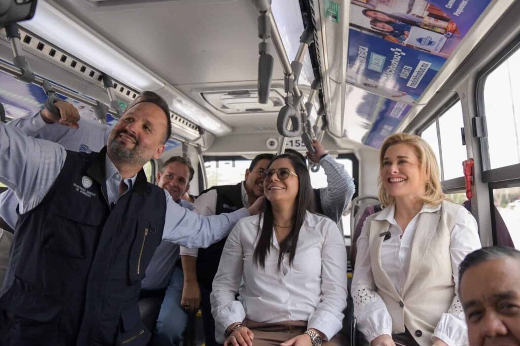 Maru Campos pone en marcha 9 estaciones más del BRT-1 en Ciudad Juárez