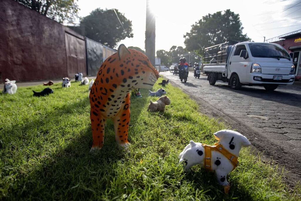 Artesanos mexicanos de Puebla conquistan con su arte y cultura las calles de Managua