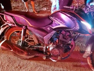 Detienen a dos adolescentes por robo de motocicleta