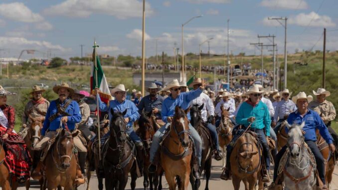 cabalga-marco-bonilla-junto-a-miles-de-jinetes-en-las-jornadas-villistas-en-parral.jpeg Cabalga Marco Bonilla junto a miles de jinetes en las Jornadas Villistas en Parral