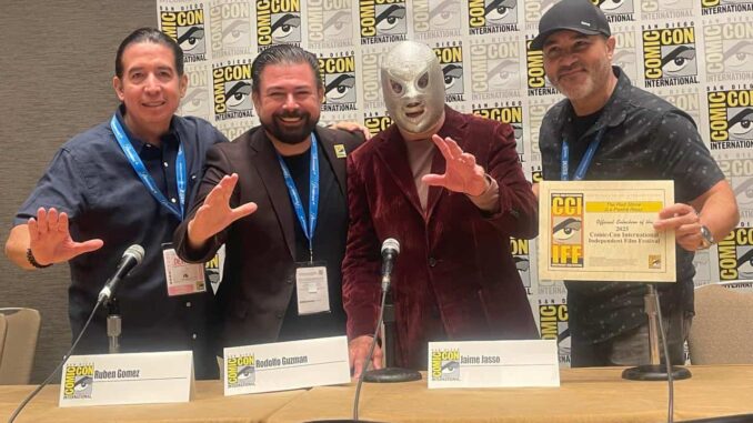 triunfa-el-hijo-del-santo-en-la-comic-con-de-san-diego.jpeg Triunfa El Hijo del Santo en la Comic-Con de San Diego