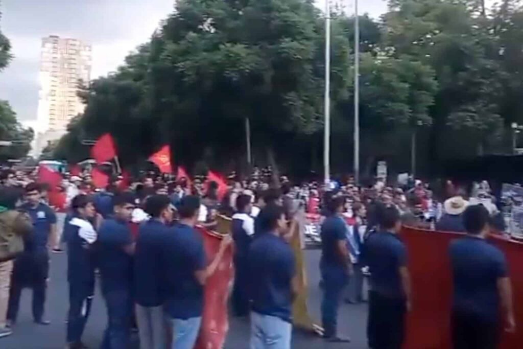 Saldo blanco en la tercera marcha contra la gentrificación en CDMX
