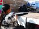 Arturo Zubía entrega hule negro a familias de Camargo para prevenir daños por lluvias