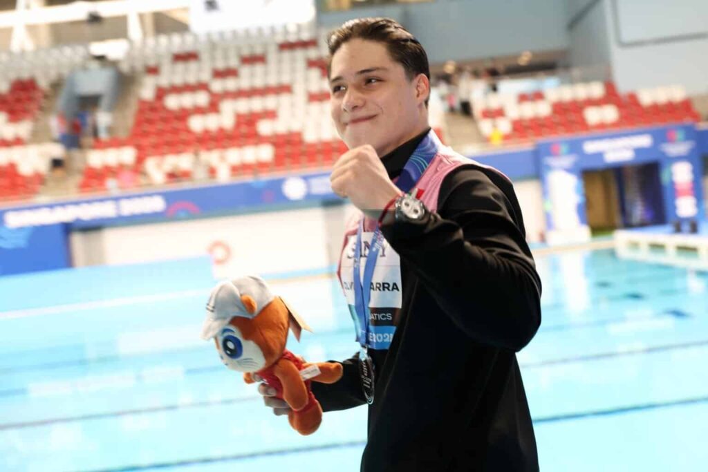 Sheinbaum felicita a clavadistas mexicanos por actuación en Mundial de Singapur 2025