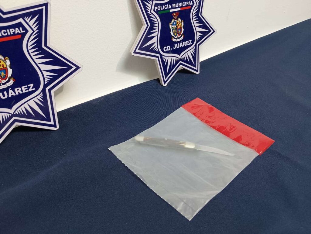 Arrestan a adolescente por lesionar a otro con una navaja