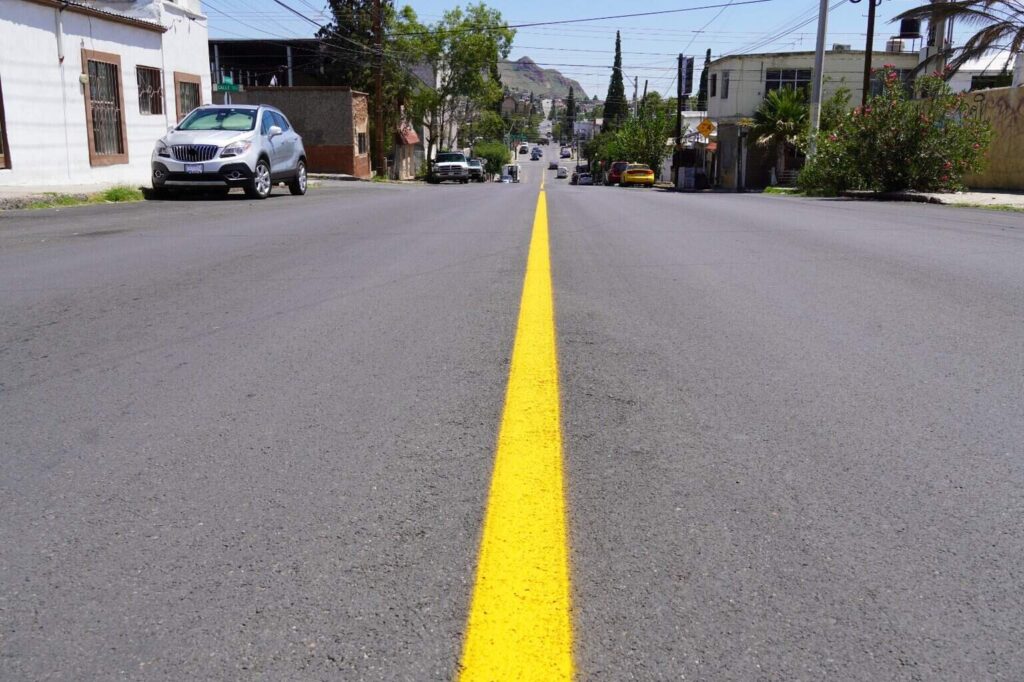 Rehabilita Municipio tramo de la calle Mariano Samaniego con pavimento nuevo