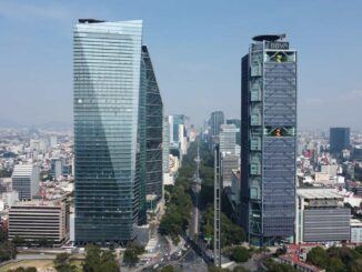 Analistas privados mantienen en 0.2 % estimación de crecimiento de la economía mexicana en 2025