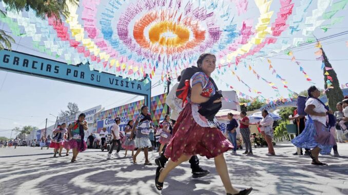 mujeres-en-puebla-participan-en-la-carrera-de-la-tortilla.jpg Mujeres en Puebla participan en la Carrera de la Tortilla