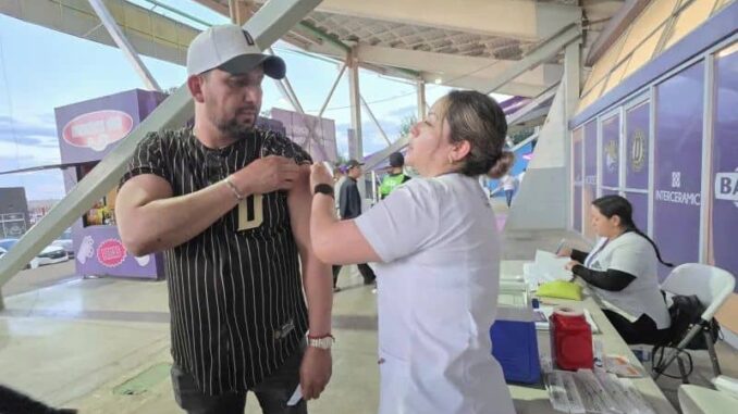 suman-mas-de-423-mil-vacunados-contra-el-sarampion-en-la-entidad-como-parte-de-la-estrategia-integral.jpeg Suman más de 423 mil vacunados contra el sarampión en la entidad, como parte de la estrategia integral