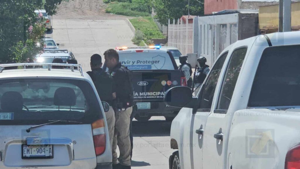 Fuerte operativo en la Rosario; sujeto amenazó a su mamá y de autolesionarse