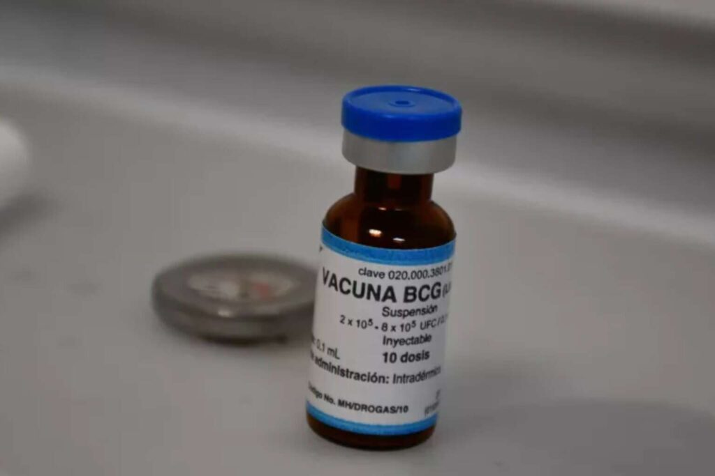 Secretaria de Salud alerta por escasez mundial de vacuna para bebés, ¿México está en riesgo?