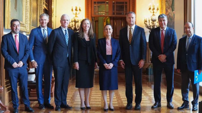 Walmart se compromete a sumarse al Plan México: Sheinbaum tras reunión