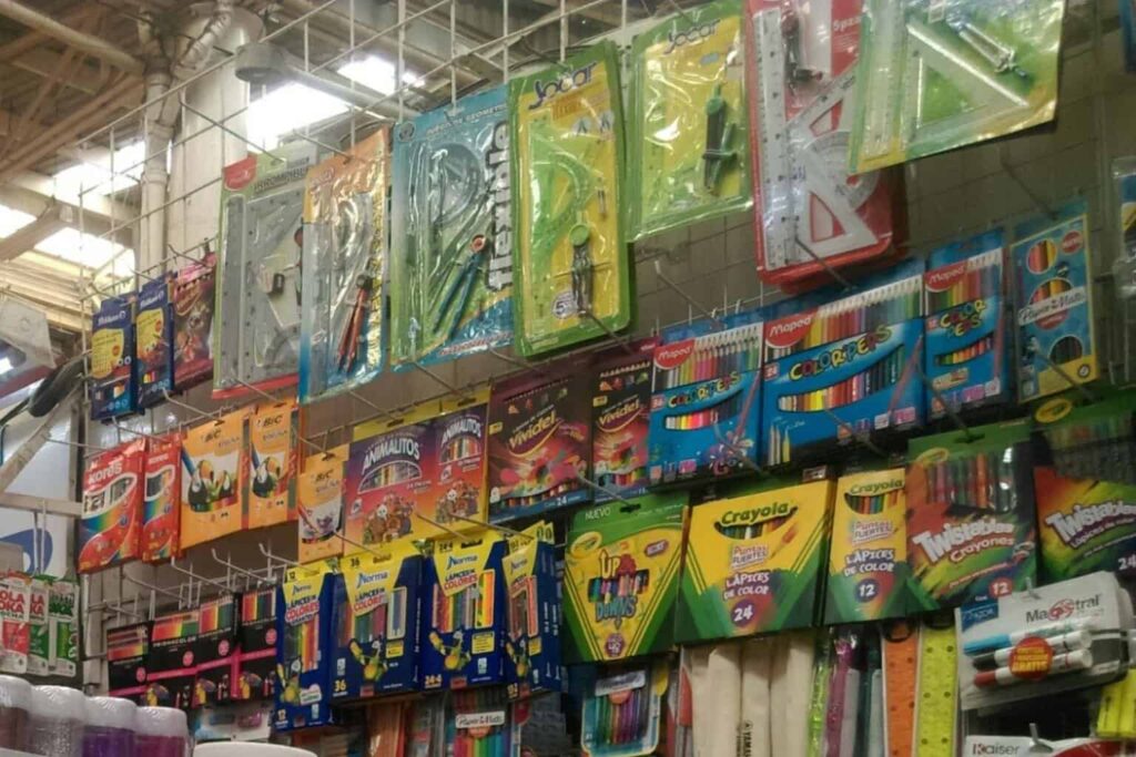 ¿dónde puedes encontrar útiles colares con descuento?