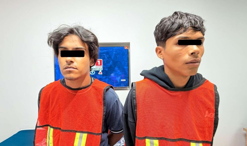 Frustran policías municipales Carjacking, detienen a dos