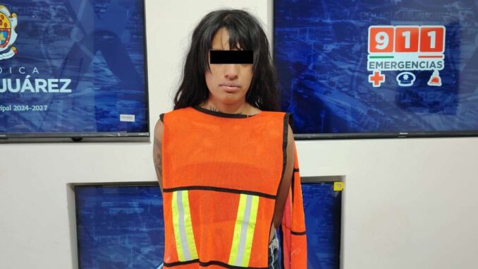 se-drogaba-en-su-auto-frente-a-su-hija-la-detienen.jpg Se drogaba en su auto frente a su hija; la detienen