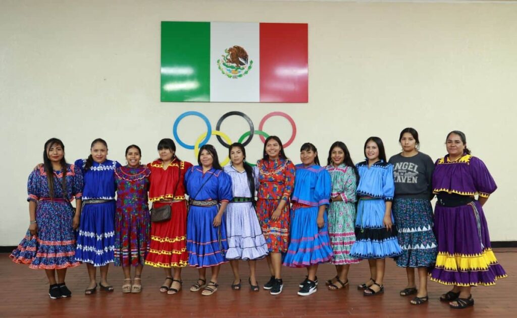 Rarámuris representarán a México en Juegos Maestros Indígenas