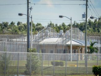 EE.UU. usará base militar como mayor centro de detención para migrantes