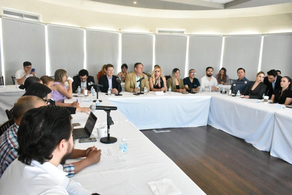 Instalan mesa de trabajo para creación de nueva ley para la comercialización de bebidas alcohólicas en Chihuahua
