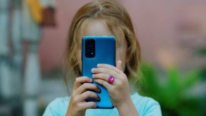 alertan-retos-virales-en-redes-sociales-que-ponen-en-peligro-a-ninos-y-adolescentes.jpg Alertan retos virales en redes sociales que ponen en peligro a niños y adolescentes