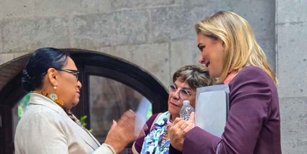 Maru Campos asiste a mesa de seguridad en Palacio Nacional
