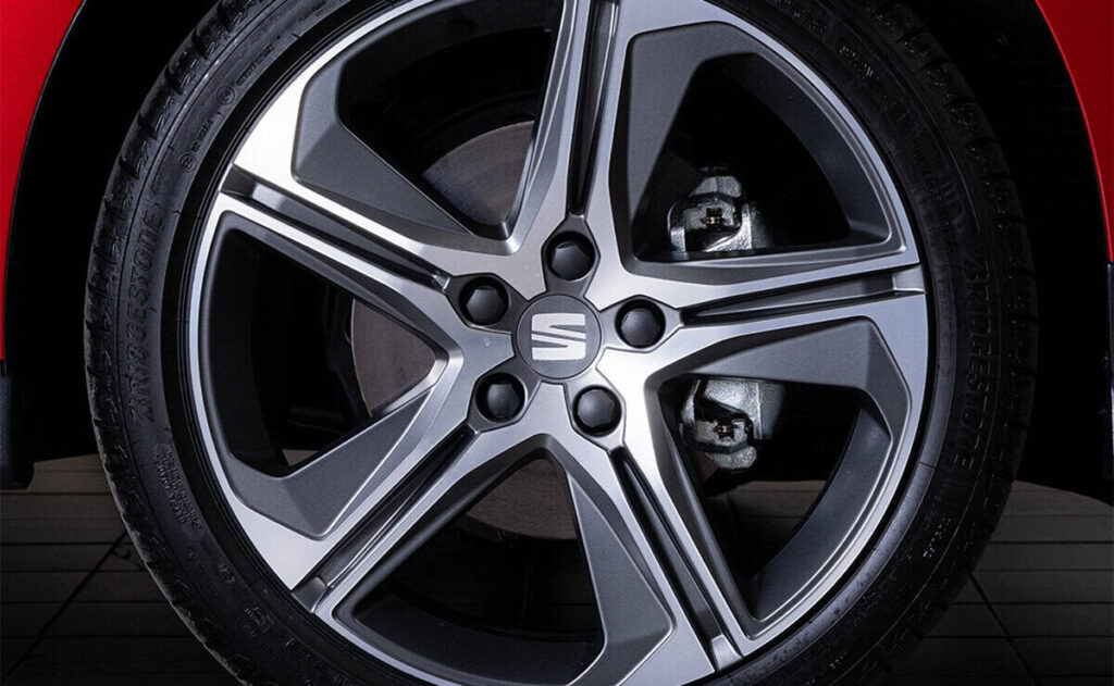 Profeco llama a revisión a 7 mil autos Seat; presentan este defecto