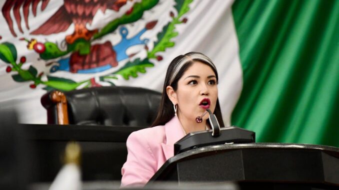 sheinbaum-puede-hablar-de-logros-y-de-avances-pero-mientras-falten-medicamentos-y-siga-rodeada-de-corruptos-y-delincuentes-no-hay-nada-que-festejar-nancy-frias.jpeg ”Sheinbaum puede hablar de logros y de avances, pero mientras falten medicamentos y siga rodeada de corruptos y delincuentes NO HAY NADA QUE FESTEJAR”: Nancy Frías