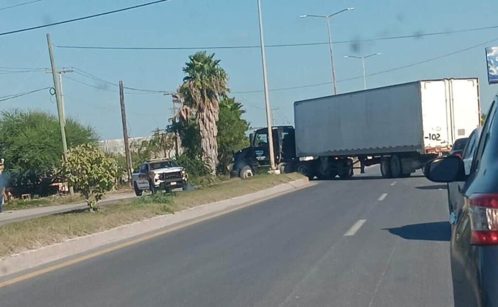 Bloqueos y ataques en Matamoros dejan dos policías y tres civiles heridos