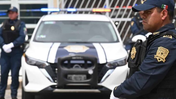 15-mil-policias-cuidaran-a-alumnos-y-padres-de-familia.jpg 15 mil policías cuidarán a alumnos y padres de familia
