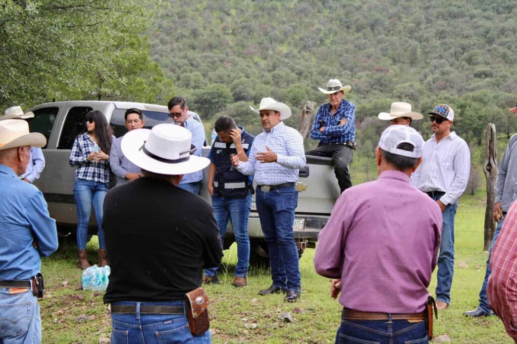 Buscan Fernando Chacón y Asociaciones Civiles presa en Matachic; aseguraría riego en región occidente