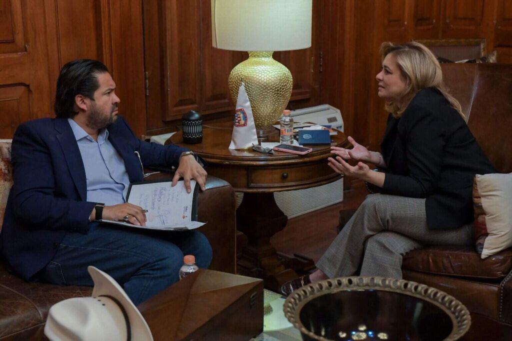Maru Campos sostiene reunión de trabajo con el presidente de la UGRCh