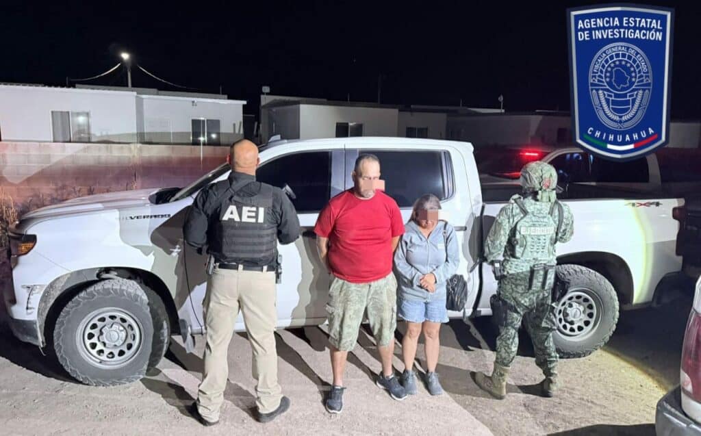 Detienen en flagrancia a pareja por delitos contra la salud en Aldama