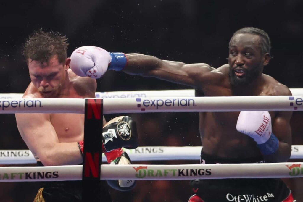Crawford vence por decisión unánime a ‘Canelo’ Álvarez