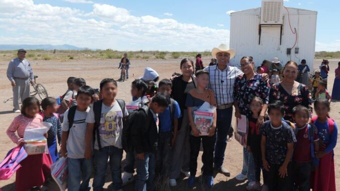 diputado-arturo-zubia-refrenda-su-apoyo-a-la-comunidad-del-septimo-angel.jpeg Diputado Arturo Zubia refrenda su apoyo a la comunidad del Séptimo Ángel