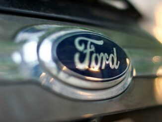 Alertan fallo en más de 8 mil automóviles marca Ford