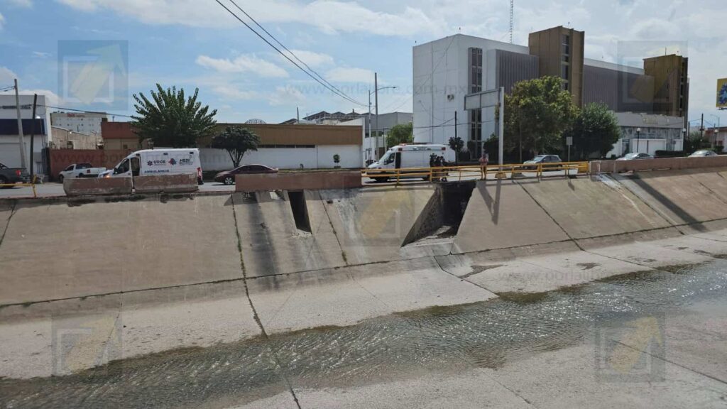 Hombre intoxicado es rescatado de un canal de desagüe del Chuvíscar