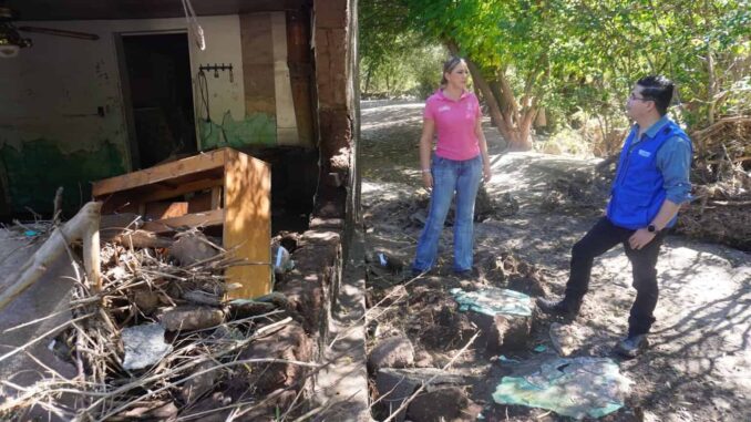 reconoce-yesenia-reyes-apoyo-del-gobierno-del-estado-a-familias-afectadas-por-lluvias-en-el-distrito-01.jpeg Reconoce Yesenia Reyes apoyo del Gobierno del Estado a familias afectadas por lluvias en el Distrito 01