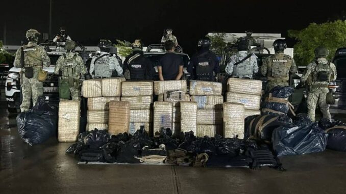 detienen-a-3-miembros-de-celula-delictiva-en-tabasco.jpg Detienen a 3 miembros de célula delictiva en Tabasco